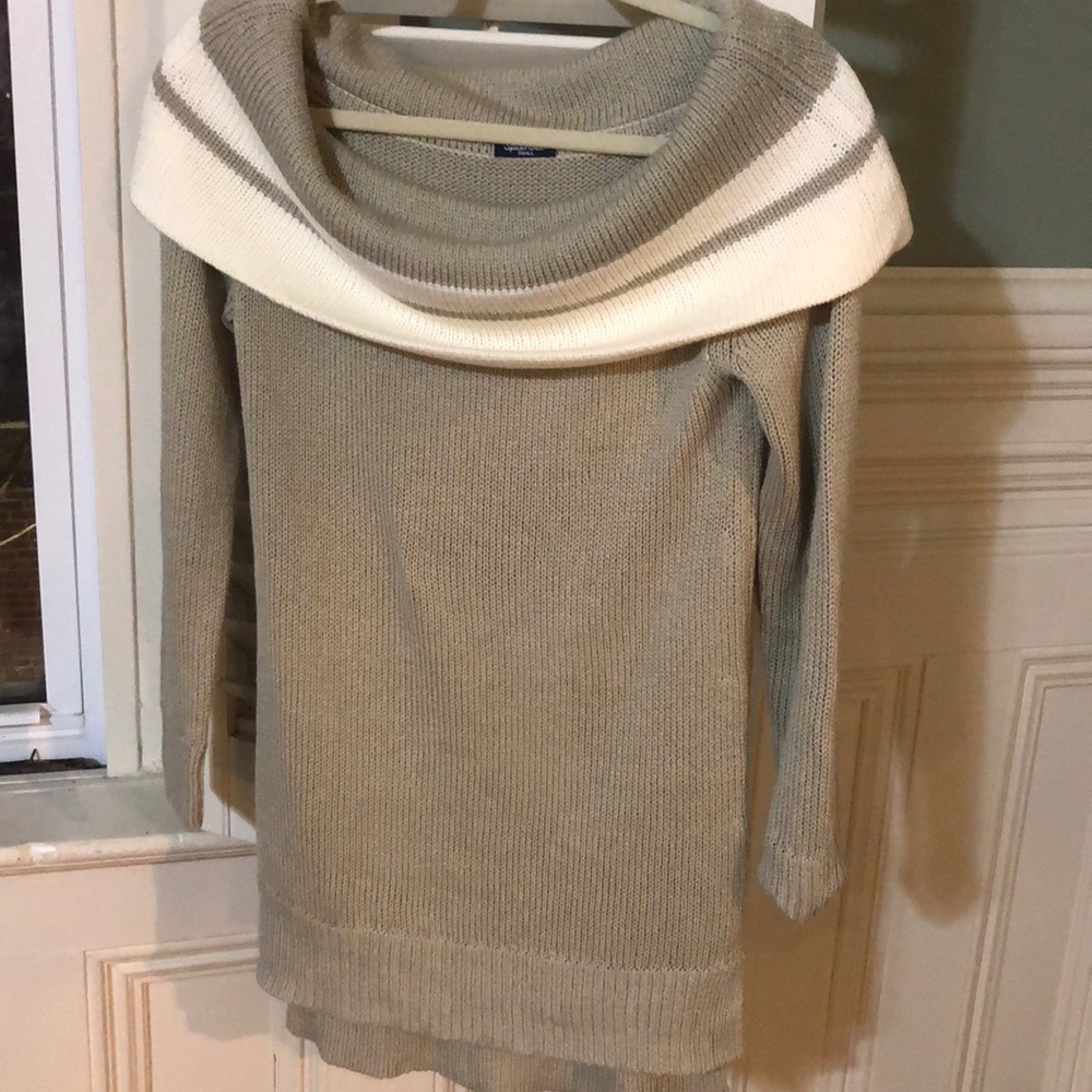 Splendid sweater